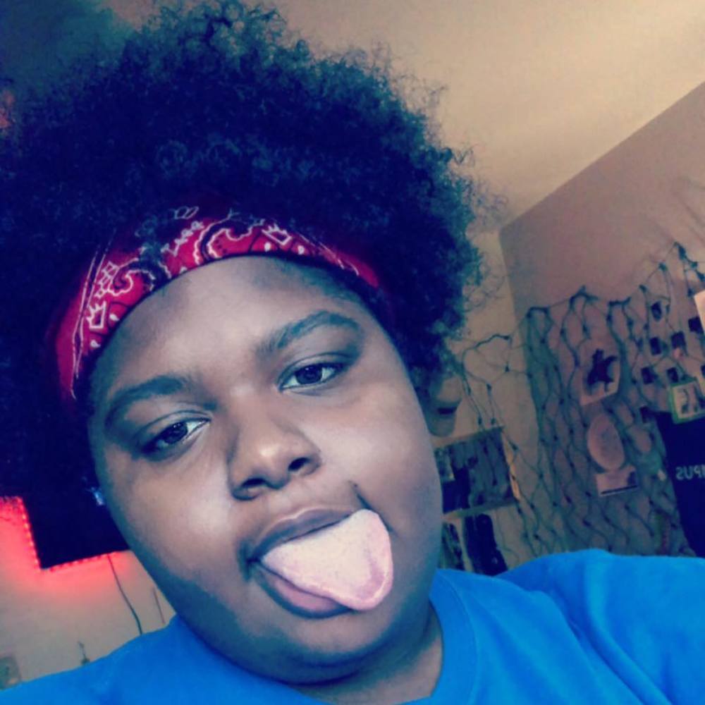Meet your Posher, Teja